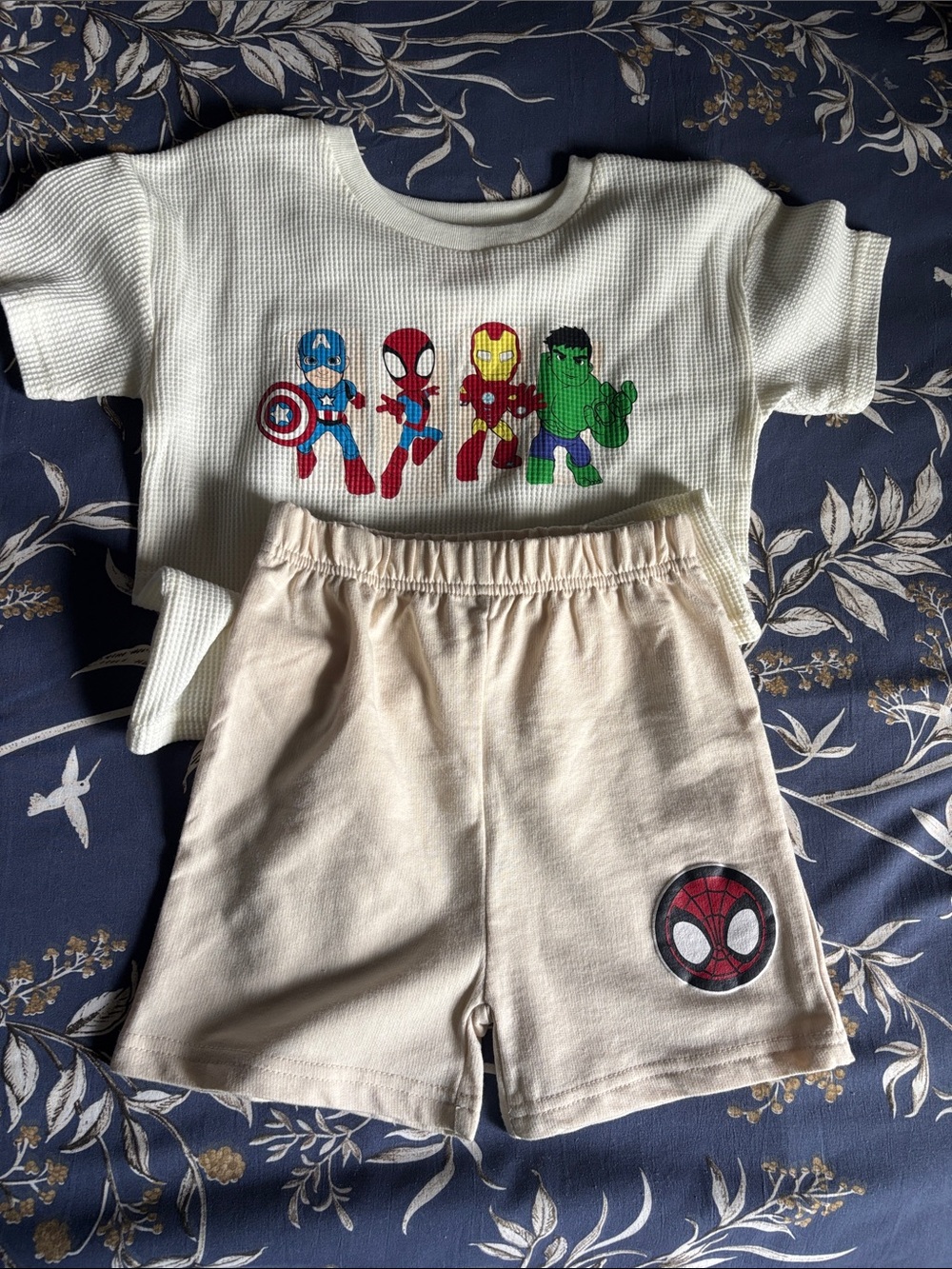 Kids Cream Marvel-Themed Set
